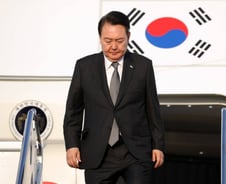 尹대통령, 워싱턴 도착…'사상 첫' 별도 한미일 정상회의