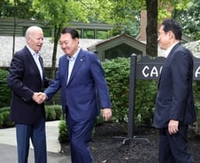 한미일 3국 정상회의 '매년 정례화'…북·중·러에 맞서 전방위 협력