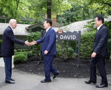 [전문]한미일 "새로운 장이 시작…우리 관계, 어느 때보다 강력"