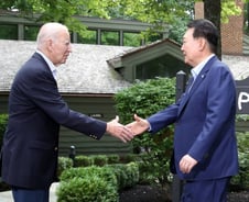 4개월만에 한미정상회담…"북한 인권 개선, 긴밀히 공조"