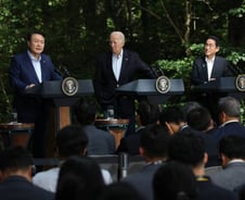 尹대통령 "한미일 정상·각급 인사, 매년 만나 긴밀히 협력 조율"