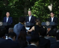 "친구된 적 없던 韓日이 하나로" 외신도 주목한 '한미일 정상회의'