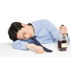 "여보, 얼굴 너무 빨개"…음주 뒤 '홍조', 남자가 더 자주 겪는다