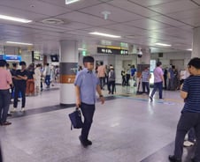 "어디로 가요?"…웽~ 사이렌 울리자 시민들 우왕좌왕[르포]