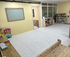 "아이 어디 맡겨" 직원 고민에…이 회사, 수천만원 들여 본사 1층 내줬다