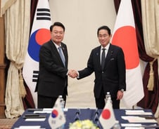 "좋은 구슬 많은 일본, 구슬 잘꿰는 한국…협력의 시대 왔다"