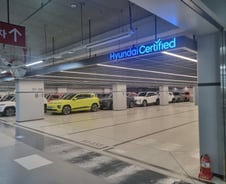 "현대차 인증 중고차" 간판 달고 車 쏙쏙…내달 개장준비 분주[르포]