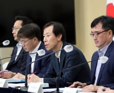 올해 세수 펑크 '역대 최대' 59조원…주요사업 차질 빚나