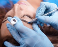 반영구화장·타투 합법화 초읽기? 문신사법 연내 상임위 통과 '유력'