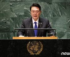 "뉴욕 순방 효과" 尹대통령 지지율 38%...한주 만에 반등