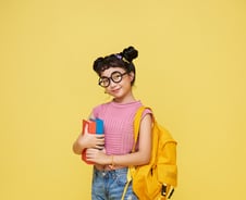 "돌 지나도 낙서를 안 하네" 얌전한 우리 아이?…이럴 땐 병원 가야