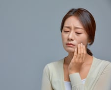 "연휴 너무 무리했나" 목 뻐근…"맛 이상해" 미각 둔해지는 이 병