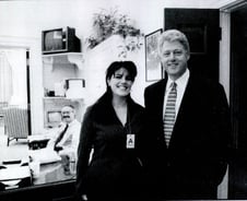 "클린턴과 성관계" 지퍼게이트 부른 통화 녹음…여당도 등 돌렸다[뉴스속오늘]