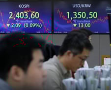 '최약체' 한국 증시, 다 반등했는데 왜 안 오를까