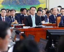 59.1조 세수재추계, 방기선 국조실장 "송구스럽다"