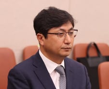 배민 '깃발꽂기'에 음식점 출혈경쟁↑…"7㎞ 이내로 제한"