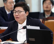 '중국산' 기상청 장비에 악성코드…기상청장 "정보 유출 없었다"