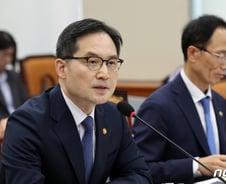 면세점 임대계약 갑질?…공정위원장 "인천공항公 거래지위 남용 조사"