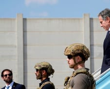 '이스라엘 재방문' 美블링컨, 네타냐후 대화 중 공습경보에 벙커 대피