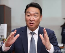 영해 침범한 中불법어선 5년간 4700척…해경 나포는 고작 33건