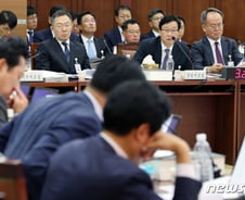 이탄희 "먹튀 공탁 통한 감형 막아야"…송경호 "다각도 조치"