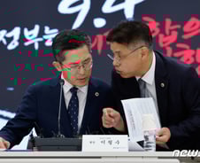 "3년 전 약속 안 지키면 의료공백 책임 안 진다" 의협, 정부에 엄포