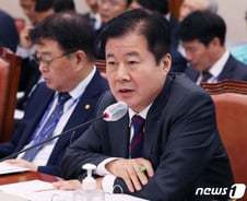 "비리 퇴직자에 일감…보이스피싱에 1.7억 송금"…中企 공공기관의 '민낯'