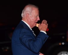 바이든 "인질 구출 위해 가자 지상전 연기해야"…이스라엘 압박