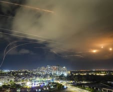 "이스라엘, 美 방공시스템 배치될 때까지 지상전 연기"-WSJ