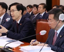 방문규 산업장관 "CF연합 동조국가와 협의 중…연대해서 곧 발표"