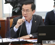 방기선 국무조정실장 "중앙정부에 비해 지방정부 재정 건전"