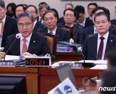 "中, 임신부까지 북송"…野 '尹정부 실패론', 與 '中 정부 책임론'