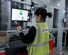 "140대 로봇으로 20분만에 출고"…CJ대한통운 인천GDC[르포]