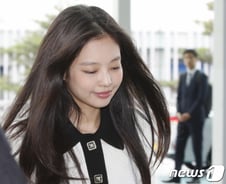 블랙핑크 제니, '50억' 한남동 빌라 현금 매입…"욕실만 3개"