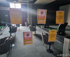 [단독]140만원 냈는데…골프연습장 '출입금지' 덕지덕지, 무슨 일?