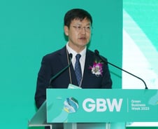 "무탄소 에너지, 새 도전 직면…국제 에너지 패러다임 전환 중"