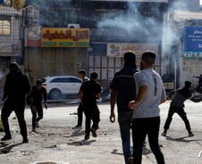 어느 쪽의 승리도 없는 싸움 [광화문]