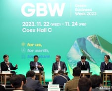 "국제 표준은 '아직' 없다"…'기술→실증→상용화'로 수소경제 선도