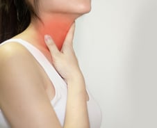 의사가 "지켜 보자"한 갑상선암, 즉시 수술할 때와 치료 결과 비슷