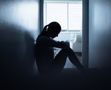 "SNS 보고 따라해" 자해로 응급실 오는 1020 '쑥'…"야단·충고는 독"