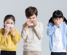 "마스크 써서 면역력 떨어졌어" 사실일까?…독감·폐렴 퍼진 진짜 이유