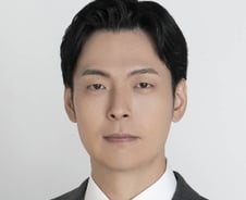 롯데, 바이오에 힘싣는다…'신동빈 장남' 신유열 전무 합류 의미는?