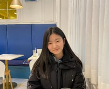 "언니도 우산 필요한데…나한테 빌려줘 고마워요♥"[인류애 충전소]