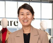 [기고]온라인 패션 '황금손', 3544 겨냥하려면