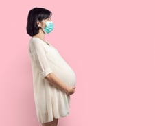 "불량한 임신 예후와 연관" 초미세먼지 마신 임신부, 혈압·혈당 올랐다