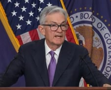 산타가 된 파월 "금리인하 고민"…美 3대 지수 1%중반 축포 [뉴욕마감]