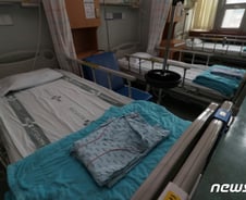 너도나도 "암 치료하려면 서울로"…임상시험 83% '수도권 싹쓸이'