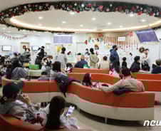 [기자수첩]어린이집 입소 대기와 소아과 오픈런