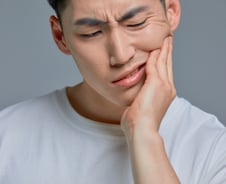 추울 때 턱이 '찌릿찌릿'…치과 가도 "치통 아녜요", 대체 무슨 병