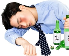 "어제 너무 마셨네" 숙취로 '골골'…'이 음식' 먹으면 속 풀린다